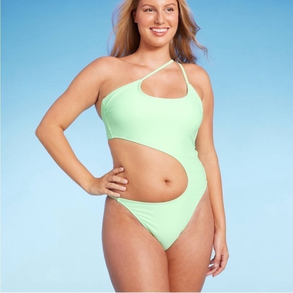 NWOT Women’s Wild Fable One Shoulder One‎ Piece Swimsuit - Large